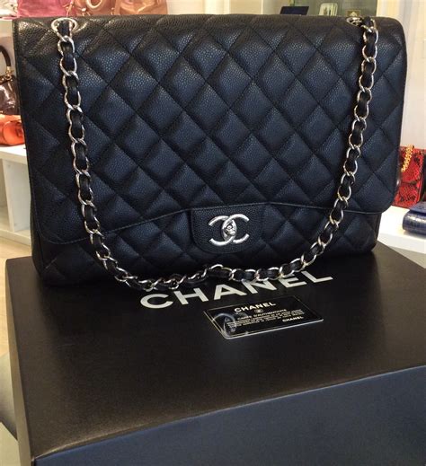 borsa aperta chanel|borsa Chanel 2.55 prezzo.